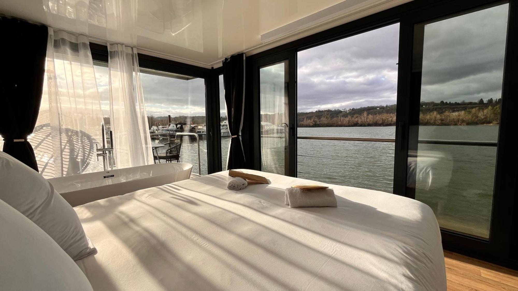 L'Escale Royale Saint-Martin-La-Garenne Port Ilon - Seine - Giverny Exterior foto